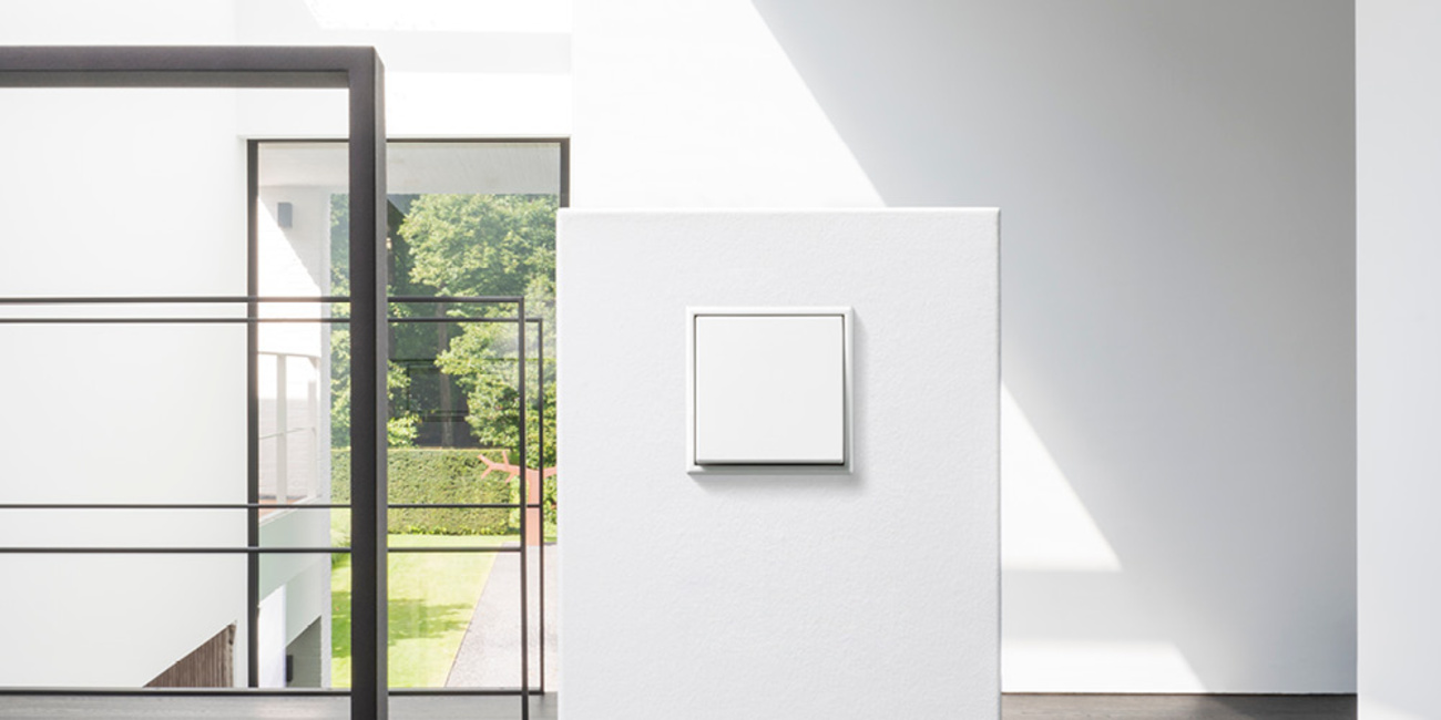 JUNG Schalterprogramme bei Elektrosysteme Engelhardt GmbH in Windsbach